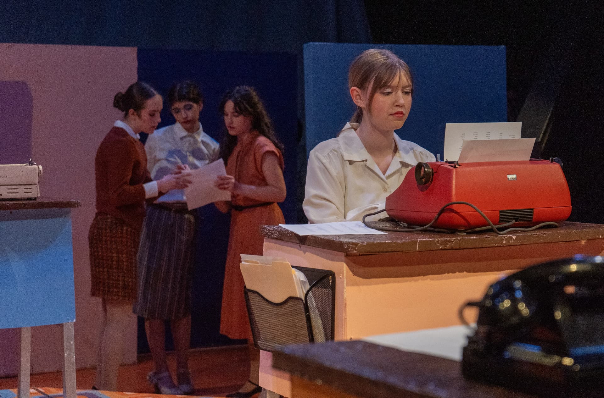 9 to 5 (2025) production photo 8